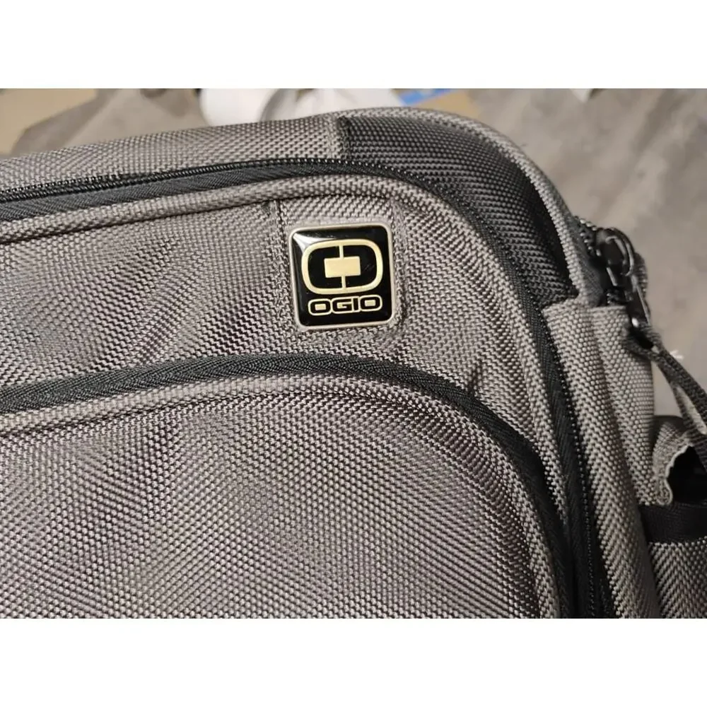 Large Ogio BMO, EPG, MSNA Finance Laptop carrying Workbag gray and black